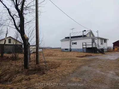 1222 Onagon Road, Iroquois Falls, On P0k 1g0