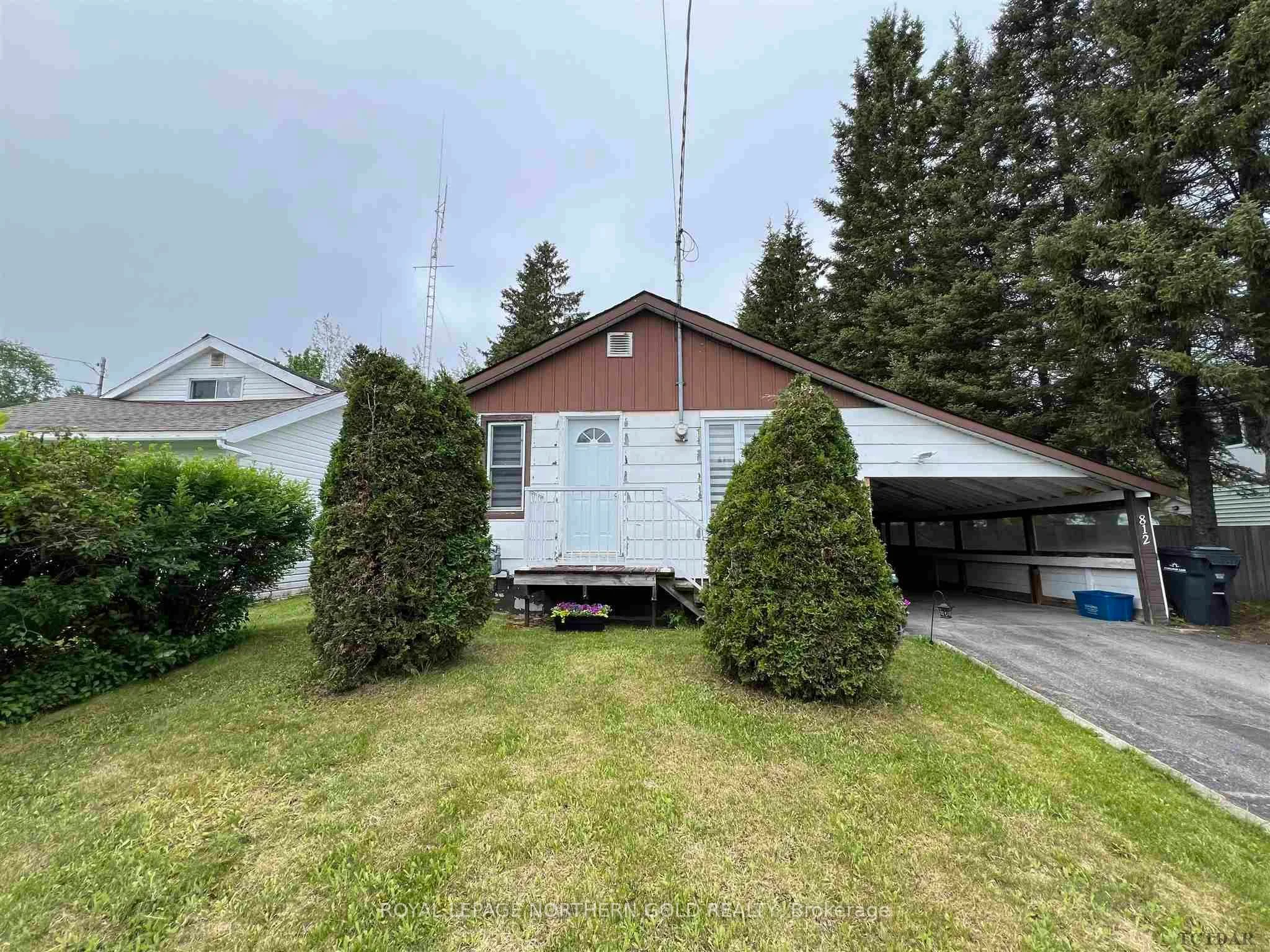 812 Government Road W, Kirkland Lake, ON P0K 1A0