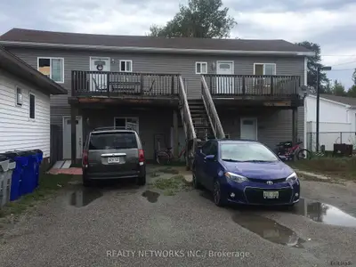 652 Park Avenue, Timmins, On P4n 3x6