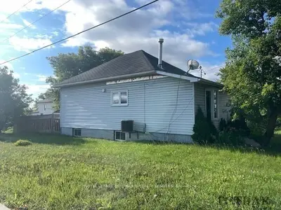 85 Fifteenth Avenue, Cochrane, On P0l 1c0