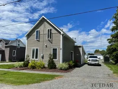 49 Fifth Avenue, Englehart, On P0j 1h0