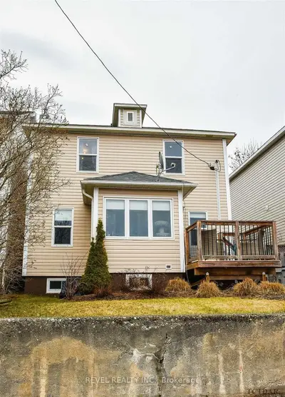 368 Cherry Street, Timmins, On P4n 6w7