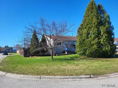 495 Martin Avenue, Timmins, On P4p 1a3