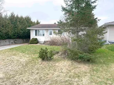 378 Lawlor Street, Temiskaming Shores, On P0j 1k0