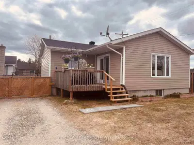 5 Glen Avenue, Cochrane, On P0l 1c0