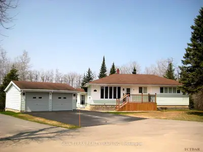 8 Poplar Crescent, Kapuskasing, On P5n 1x9