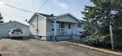 54 10th Avenue N, Armstrong, On P0j 1e0