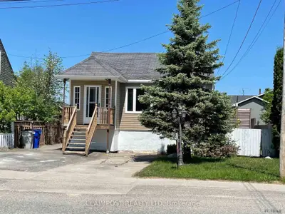 34 Coronation Avenue, Timmins, On P4n 3k1