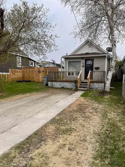 59 Kent Avenue, Timmins, On P4n 3b7