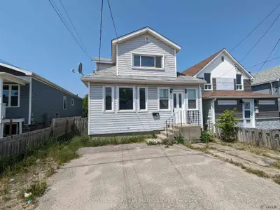 75 Elm Street S, Timmins, On P4n 1w5