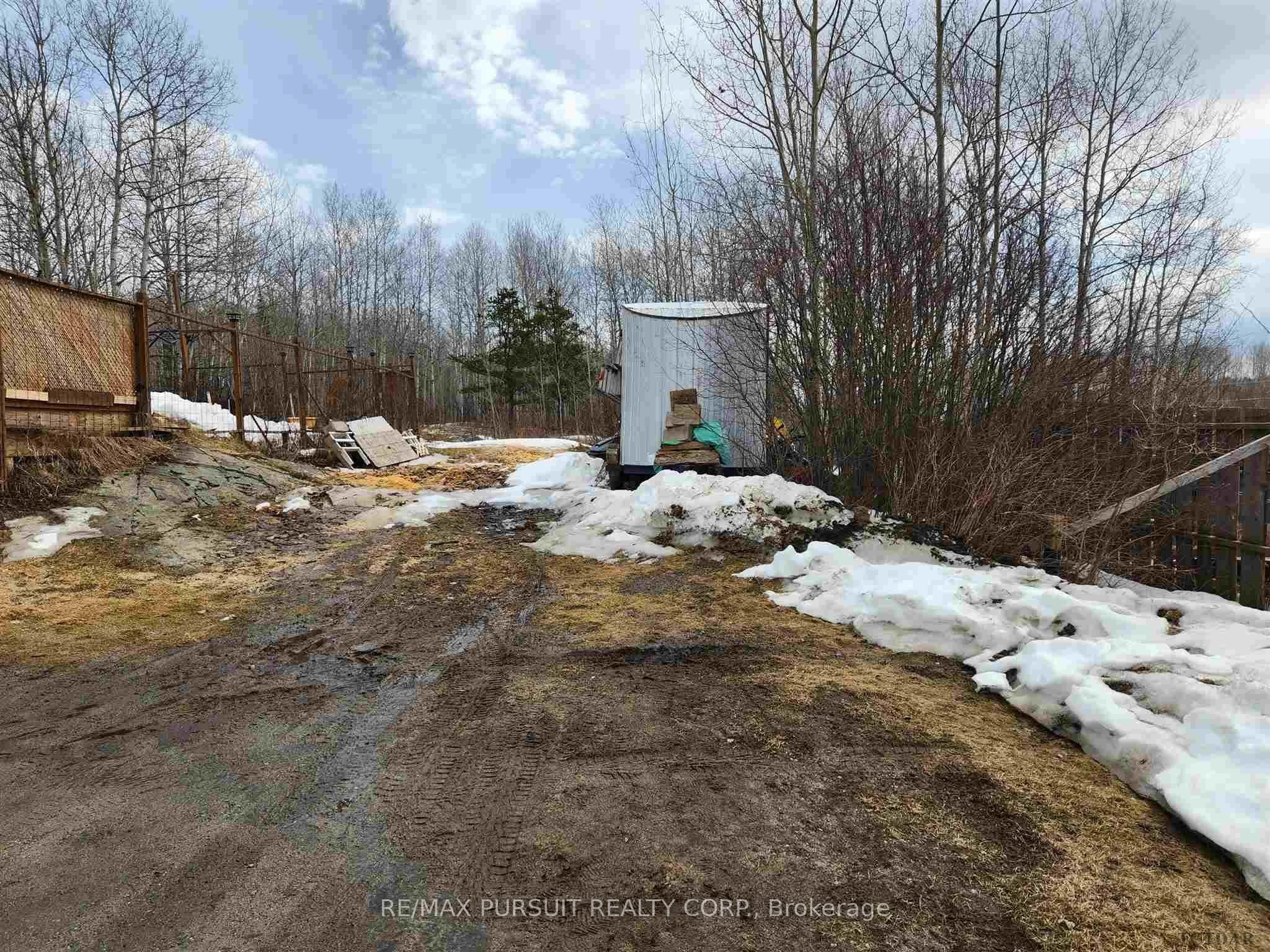22 Earl Street, Kirkland Lake, On P2n 2x7