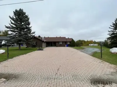 166 Roblin Street, Timmins, On P4r 1n2