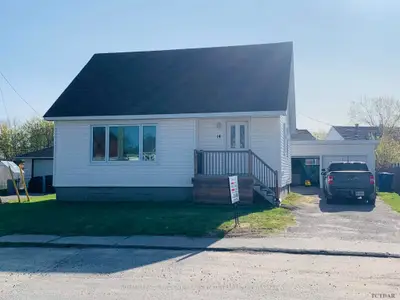 14 Spruce Street, Kapuskasing, On P5n 1z6
