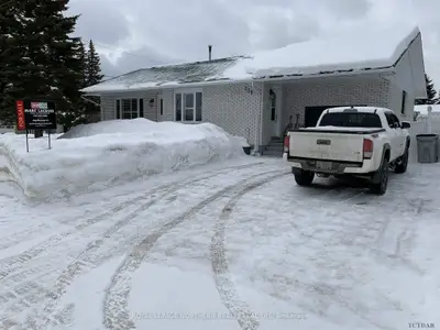 256 Main Street, Timmins, On P0n 1h0