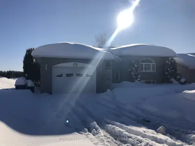 12 Cree Road, Cochrane, On P0l 1c0