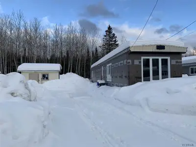 19 Moose Road, Timmins, On P4r 0e5