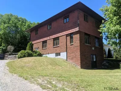 468 Lakeshore Road, Temiskaming Shores, On P0j 1p0