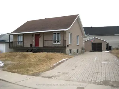 67 Byng Avenue, Kapuskasing, On P5n 1w7