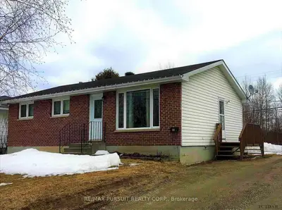 103 Avenue Road, Kapuskasing, On P5n 3a3