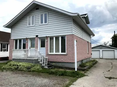 20 Cedar Street, Kapuskasing, On P5n 2a8