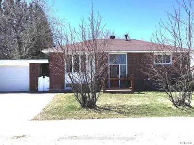 22 Winnipeg Street, Kapuskasing, On P5n 1z2
