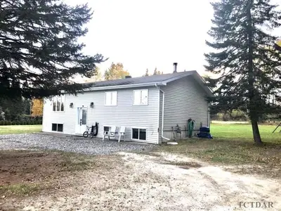 259 Wallingford Road, Timmins, On P4r 0b1