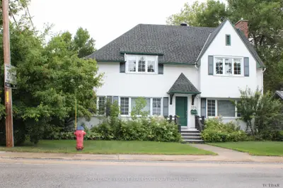104 Riverside Drive, Kapuskasing, On P5n 1b5
