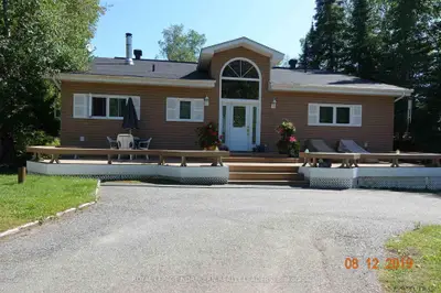 233 Hydro Bay, Timmins, On P4n 7c3