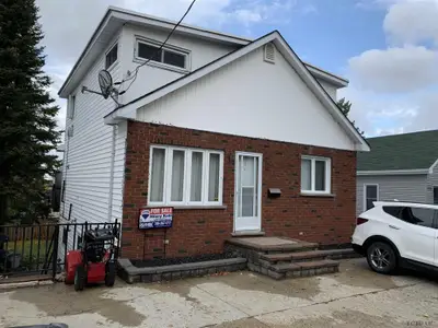 329 Hart Street, Timmins, On P4n 6w9