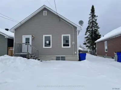 26 Lincoln Avenue, Timmins, On P4n 4r2