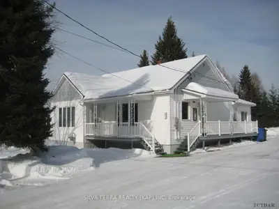 37 Leonard Avenue, Kapuskasing, On P0l 1v0