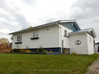 29 Fourth Street W, Elk Lake, On P0j 1g0