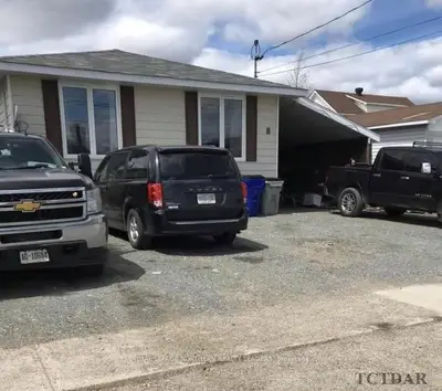 8 Moore Street, Timmins, On P0n 1h0