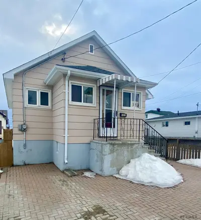 383 Birch Street S, Timmins, On P4n 2b7