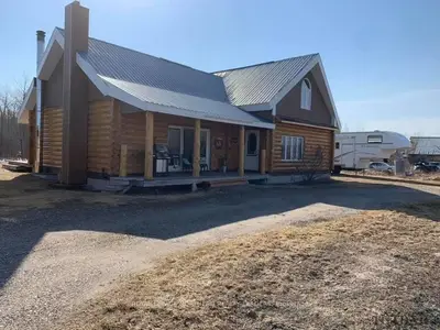 1747-1751 Frederickhouse Road, Cochrane, On P0l 1c0