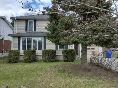 137 Croatia Avenue, Timmins, On P0n 1g0