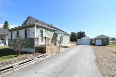 4 Quinn Crescent, Black River Matheson, On P0k 1n0