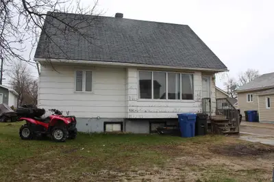 43 Cedar Street, Kapuskasing, On P5n 2b1