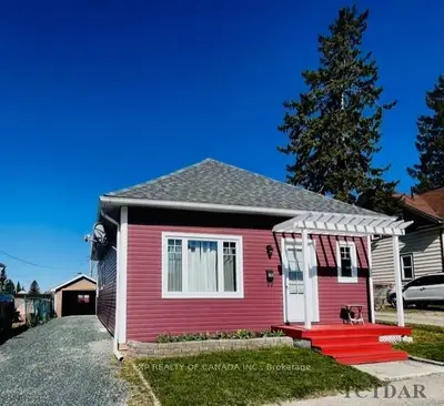 303 ELEVENTH Avenue, Cochrane, ON P0L 1C0