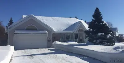 40 Pleasant Drive, Timmins, On P4r 1m6