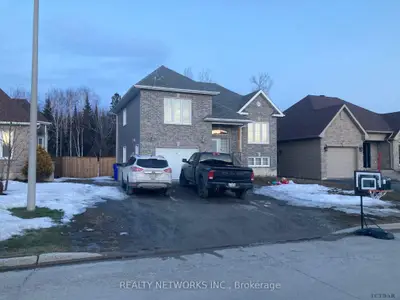 40 Brian Romain Drive, Timmins, On P4p 0a3