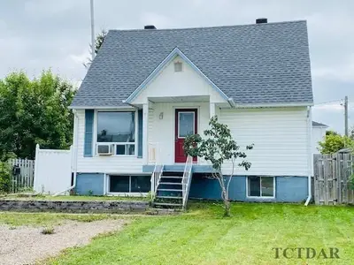 55 Bowman Avenue, Kapuskasing, On P5n 1n2