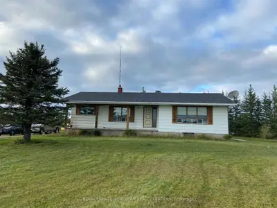 1527 Highway 11 W, Cochrane, On P0l 1c0