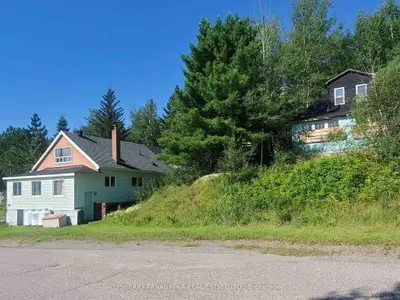 296 & 300 Hays Street, Swastika, On P0k 1t0