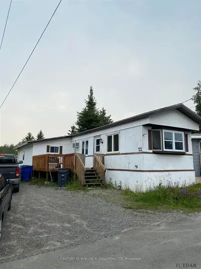 22 Trailer Park Road, Temagami, On P0j 1c0