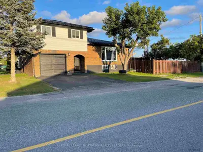 1039 Park Avenue, Timmins, On P4n 3y3