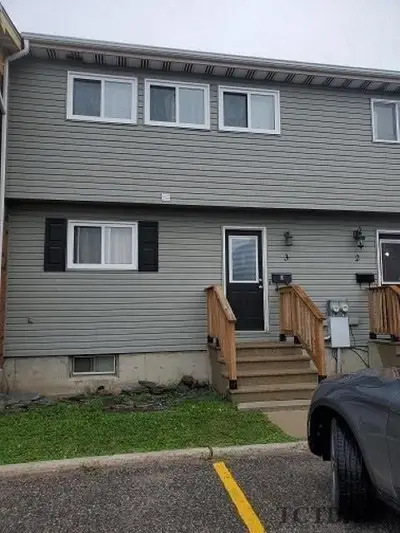 577 College Street 3, Timmins, On P4n 7y9