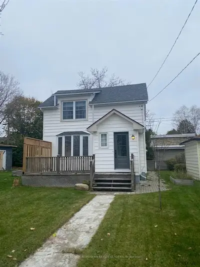 400 Hart, Timmins, On P4n 6x2