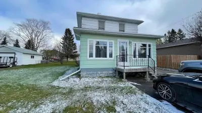 244 Eleventh Avenue, Cochrane, On P0l 1c0