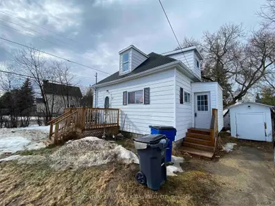 111 Pine Street E, Temiskaming Shores, On P0j 1p0